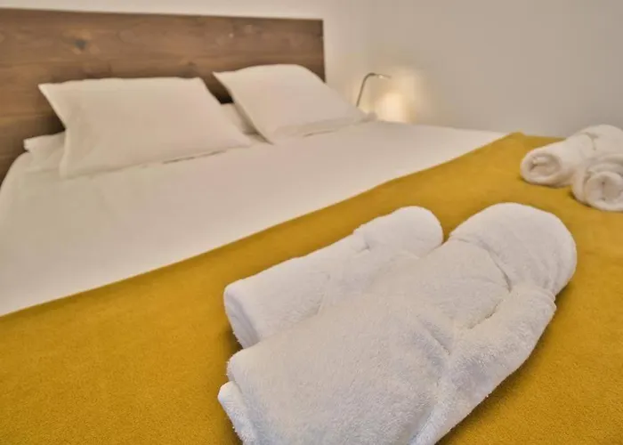 *grand T3*lumineux*vue*parking* *